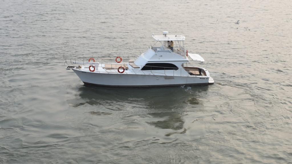 Viking 50 Motor Yacht on Charter in Mumbai